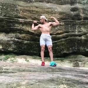 Meet your Posher, Jonathan